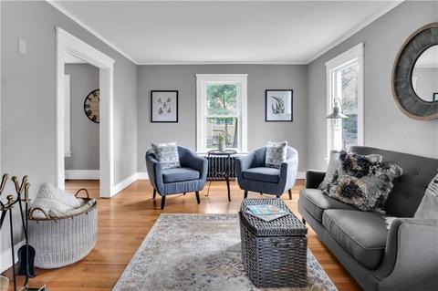 2 Shirley St, Warwick, RI 02888 photo 8