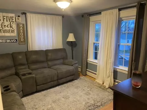 81 Harrop Ave, Warwick, RI 02886 photo 6