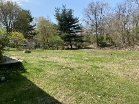 81 Harrop Ave, Warwick, RI 02886 photo 3