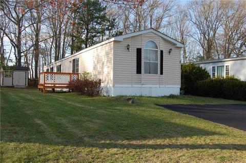 30 Torch Ln, Coventry, RI 02816 photo 4