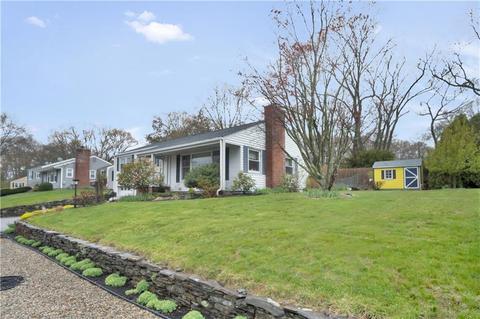 157 Lancaster Ave, Warwick, RI 02886 photo 2