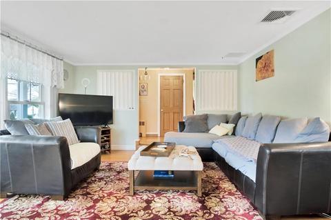 157 Lancaster Ave, Warwick, RI 02886 photo 9