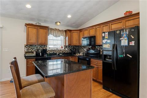 19 Dixie Ave, Warwick, RI 02889 photo 7