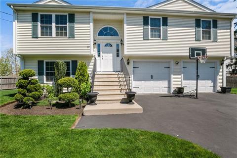 19 Dixie Ave, Warwick, RI 02889 photo 3