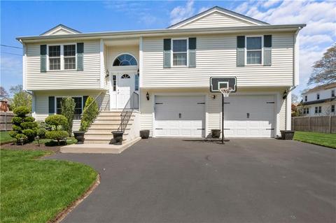 19 Dixie Ave, Warwick, RI 02889 photo 1