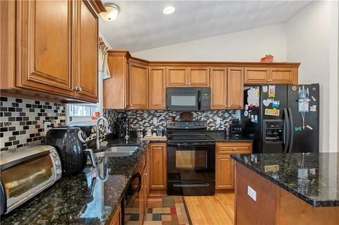 19 Dixie Ave, Warwick, RI 02889 photo 8