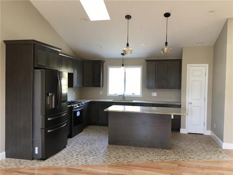 516 Lucille St, Woonsocket, RI 02895 photo 3