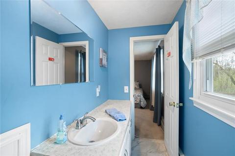 32 Crescendo Dr, Warwick, RI 02889 photo 10