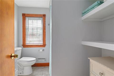 648 Prospect St, Woonsocket, RI 02895 photo 15