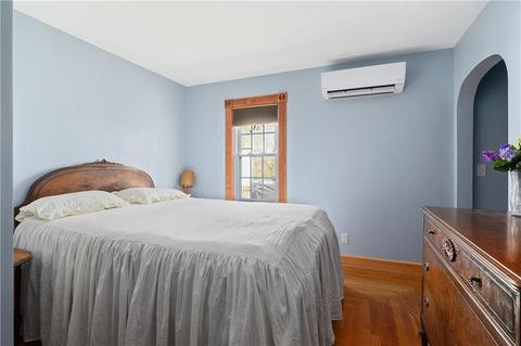 648 Prospect St, Woonsocket, RI 02895 photo 17