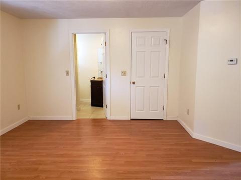 565 Harris Ave, Woonsocket, RI 02895 photo 8