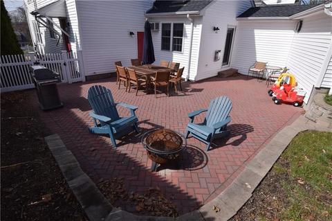 12 Spring St, Westerly, RI 02891 photo 5