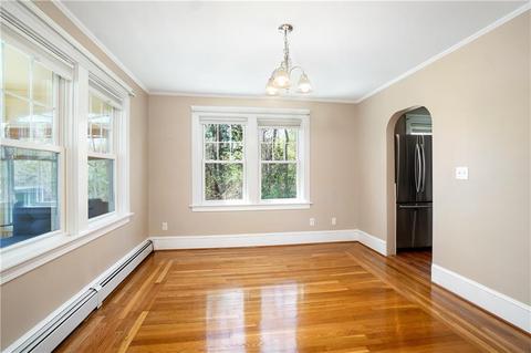 25 Silby St, Warwick, RI 02889 photo 9