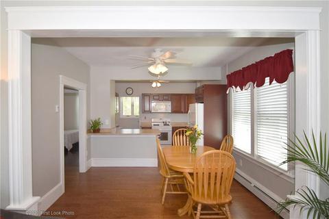 18 Elder Ave, East Providence, RI 02915 photo 5