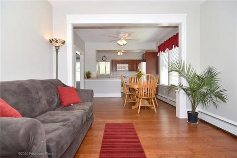 18 Elder Ave, East Providence, RI 02915 photo 2