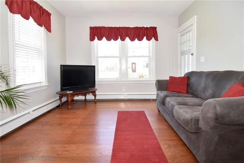 18 Elder Ave, East Providence, RI 02915 photo 3
