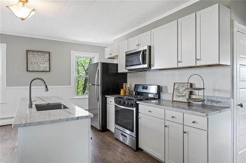 108 Chalapa Ave, Woonsocket, RI 02895 photo 15