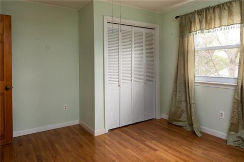 38 Dudley St, Woonsocket, RI 02895 photo 9