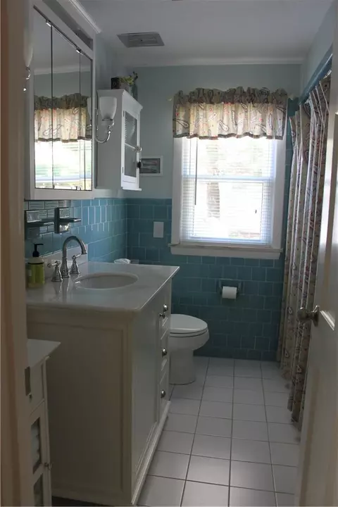 424 Algonquin Dr, Warwick, RI 02888 photo 17