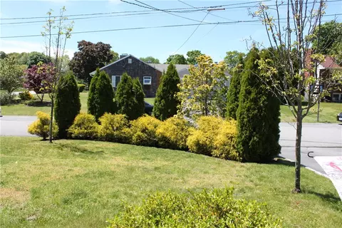 424 Algonquin Dr, Warwick, RI 02888 photo 32