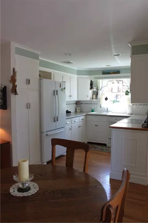 424 Algonquin Dr, Warwick, RI 02888 photo 6