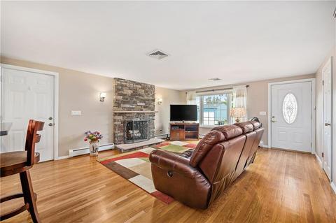 2 Elmdale Ave, Warwick, RI 02889 photo 12