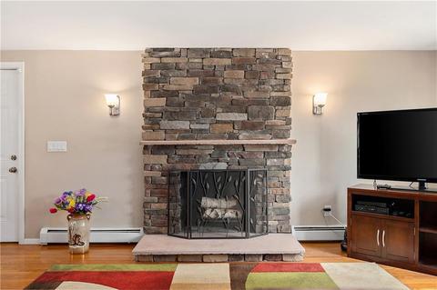 2 Elmdale Ave, Warwick, RI 02889 photo 11