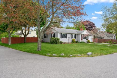 2 Elmdale Ave, Warwick, RI 02889 photo 2