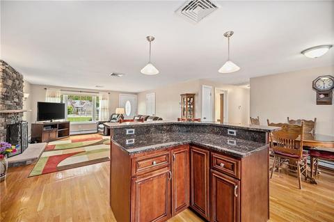2 Elmdale Ave, Warwick, RI 02889 photo 8