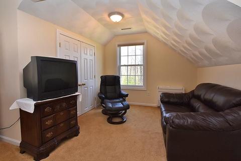 17 Damico Ln, Glocester, RI 02814 photo 13