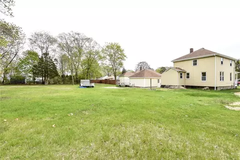 259 Long St, Warwick, RI 02886 photo 29