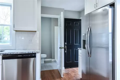 259 Long St, Warwick, RI 02886 photo 11