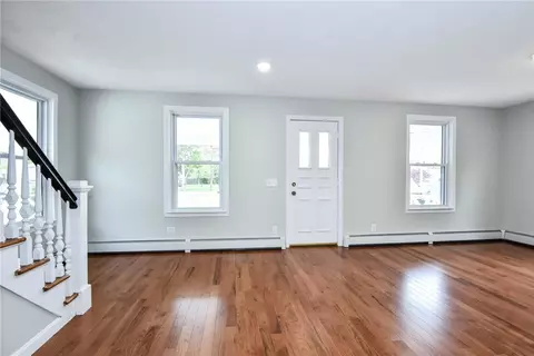 259 Long St, Warwick, RI 02886 photo 14
