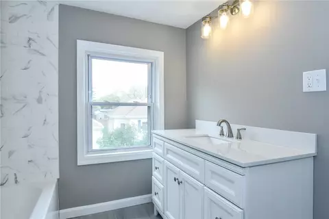 259 Long St, Warwick, RI 02886 photo 17