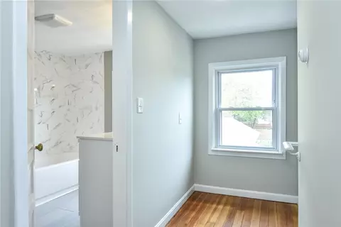 259 Long St, Warwick, RI 02886 photo 15