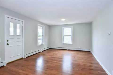 259 Long St, Warwick, RI 02886 photo 6