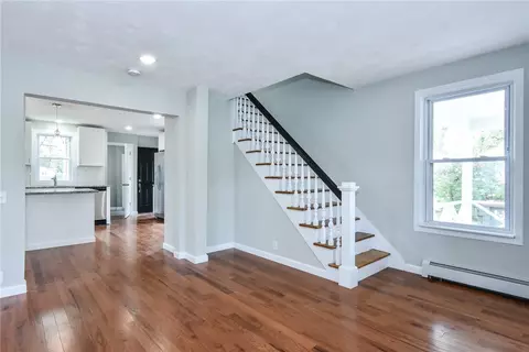 259 Long St, Warwick, RI 02886 photo 5
