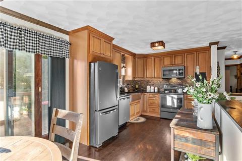 9 Partridge Dr, Exeter, RI 02822 photo 6