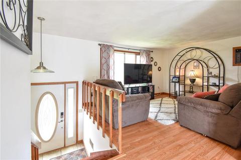 146 Graystone St, Warwick, RI 02886 photo 11