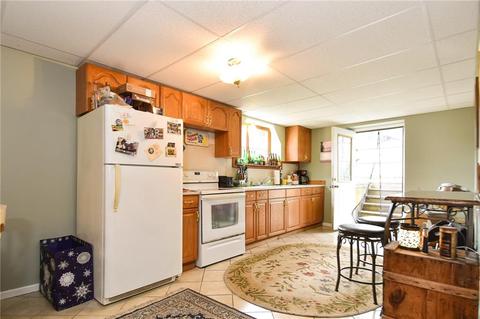 146 Graystone St, Warwick, RI 02886 photo 32