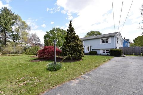 146 Graystone St, Warwick, RI 02886 photo 6