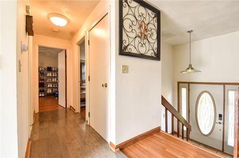 146 Graystone St, Warwick, RI 02886 photo 19