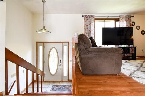 146 Graystone St, Warwick, RI 02886 photo 12