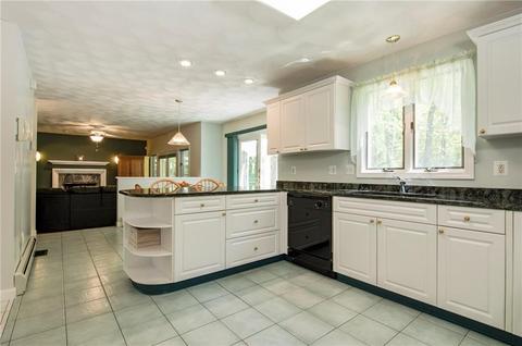 63 Tarklin Rd, Chepachet, RI 02814 photo 9