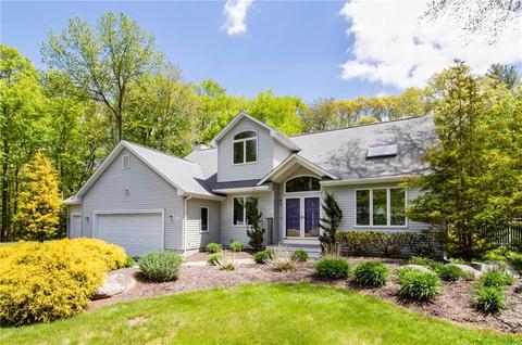 63 Tarklin Rd, Chepachet, RI 02814 photo 2