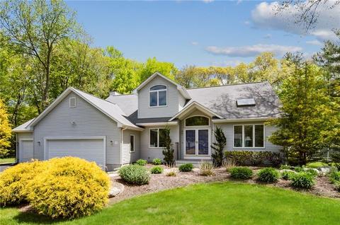63 Tarklin Rd, Chepachet, RI 02814 photo 1