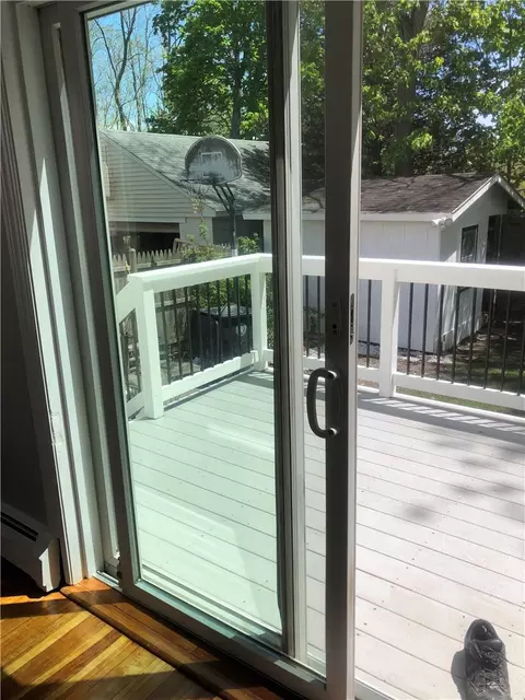 86 Adelaide Ave, Warwick, RI 02886 photo 15