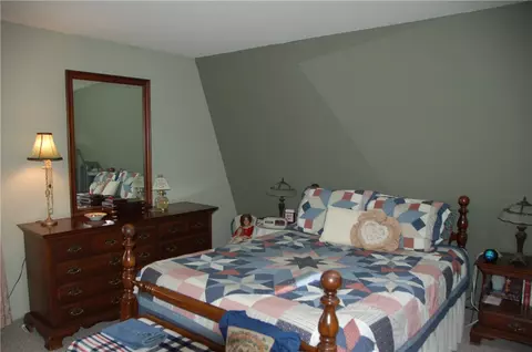 16 Spencer Dr, Westerly, RI 02891 photo 8
