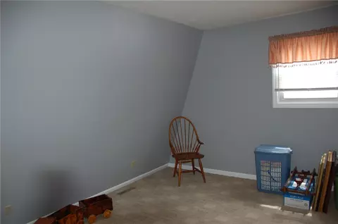 16 Spencer Dr, Westerly, RI 02891 photo 5