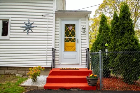 93 Gordon Ave, Warwick, RI 02889 photo 23